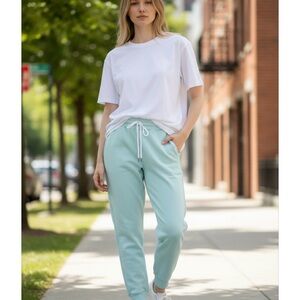 🌻NVGTN High Waisted Seafoam Green‎ Joggers S Tik tok viral